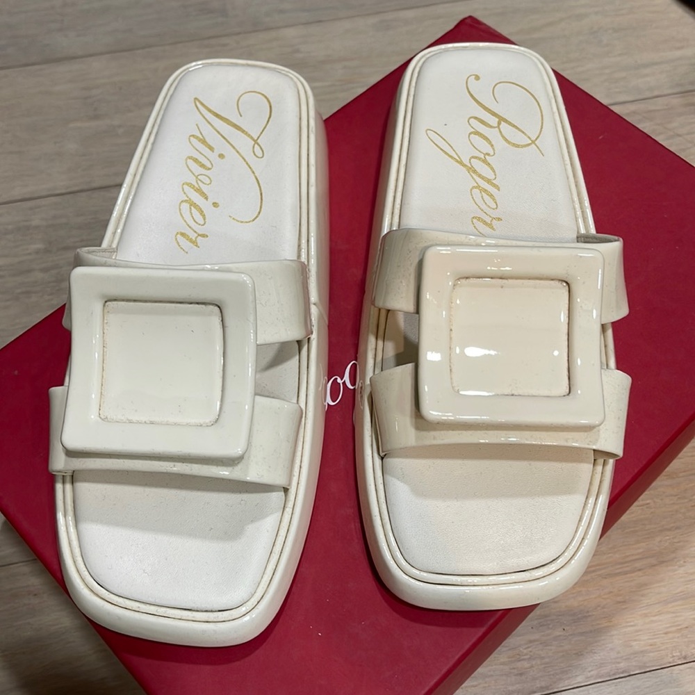 Roger vivier sandals
